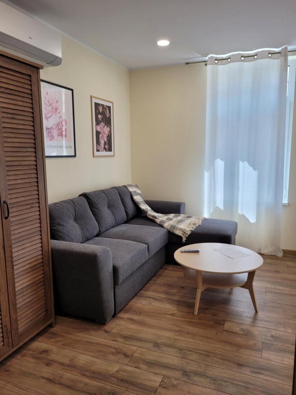 The House - Central Boutique Apartments Kyustendil Ngoại thất bức ảnh